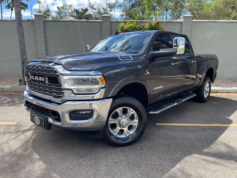 RAM 2500 LARAMIE
