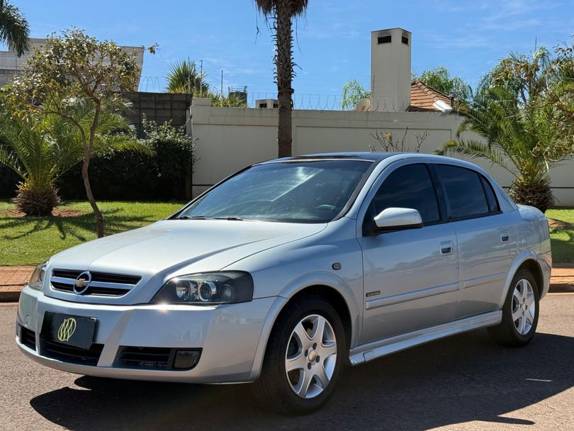 Chevrolet Astra Sed. Advant. 2.0 8V MPFI FlexP. 4p