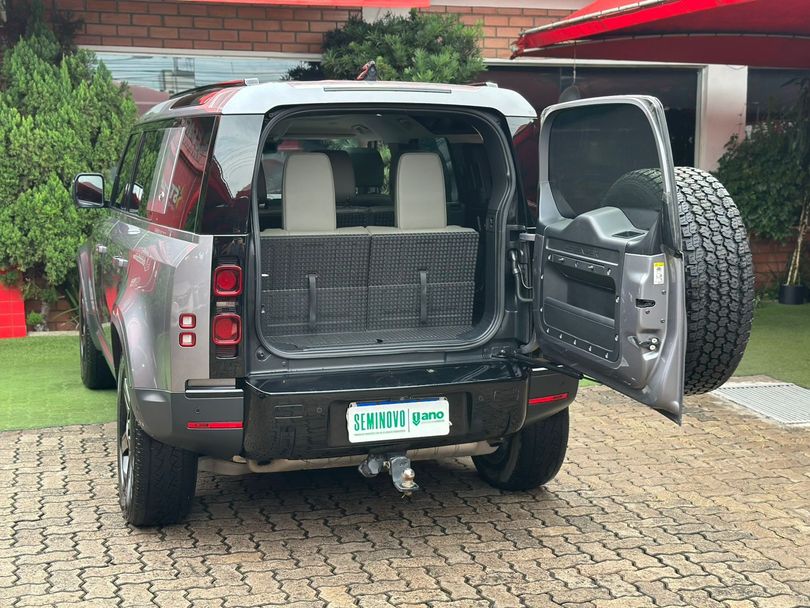 Land Rover Defender 110 2.0 Turbo SE Si4 Aut.