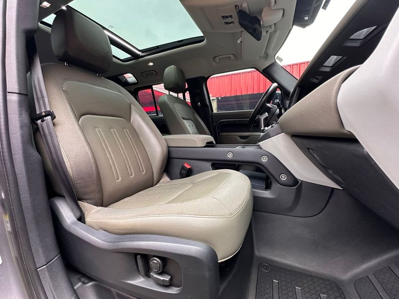 Land Rover Defender 110 2.0 Turbo SE Si4 Aut.