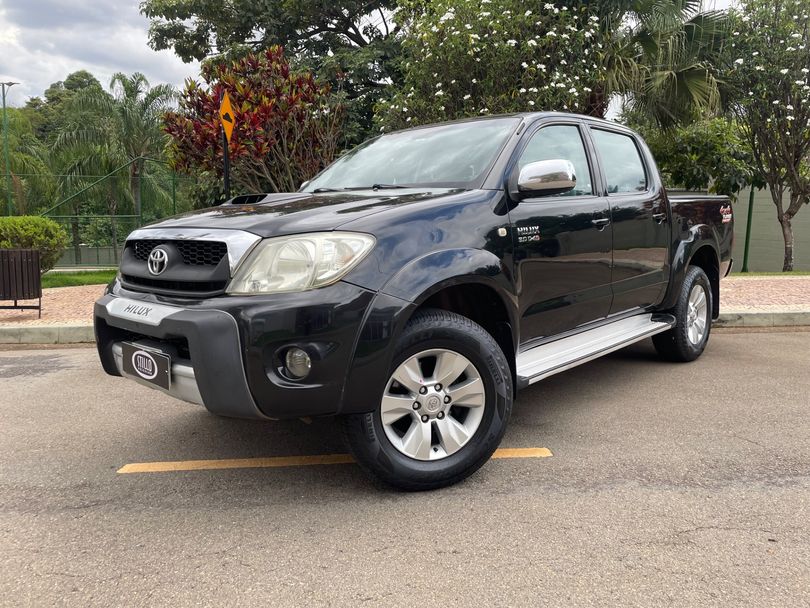 Toyota Hilux CD SRV D4-D 4x4 3.0 TDI Diesel Aut
