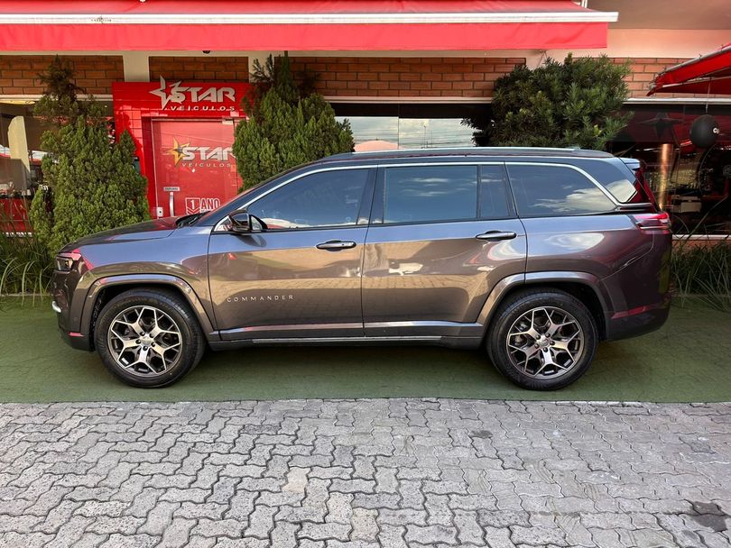 Jeep Commander Overland T270 1.3 TB Flex Aut.