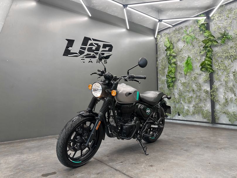 Royal Enfield Hunter 350 Dapper