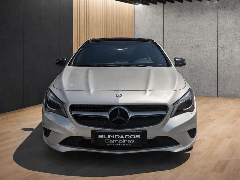 Mercedes CLA-200 First Edition 1.6 TB 16V  Aut.