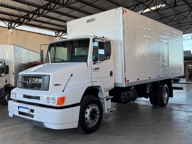 MERCEDES-BENZ L-1318 2p (diesel)