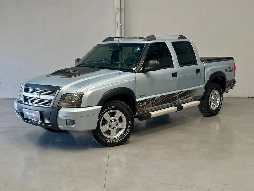 Chevrolet S10 P-Up Tornado 2.8 TDI 4x2/4x4 CD Dies