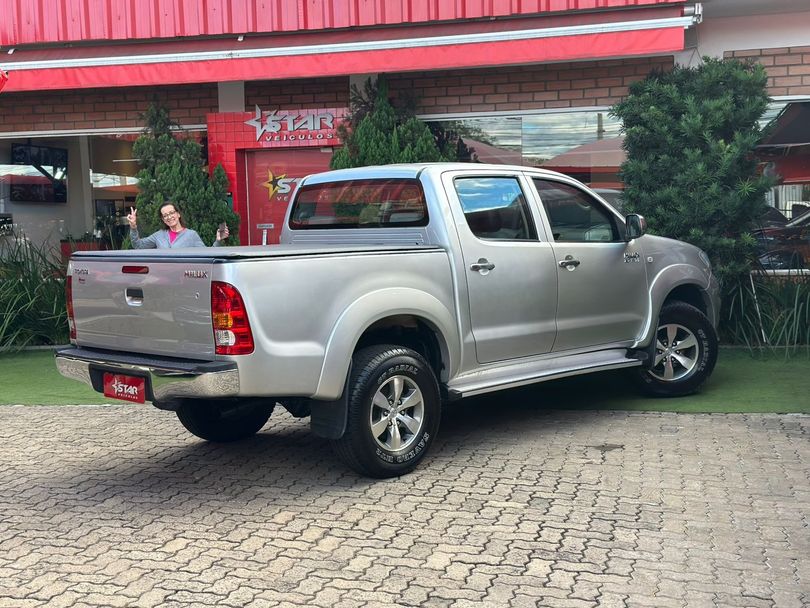 Toyota Hilux CD SR 4x2 2.7 16V/2.7 Flex Mec.