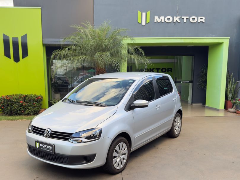 VolksWagen Fox 1.6 Mi Total Flex 8V 5p