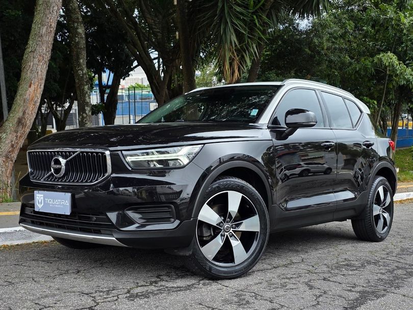 Volvo XC 40 T-5 MOMENTUM 2.0 252cv AWD