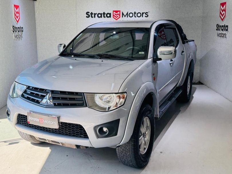 Mitsubishi L200 Triton HLS 2.4 Flex 16V CD Mec.