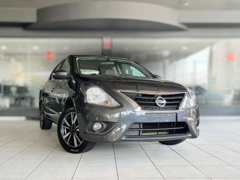 Nissan VERSA UNIQUE 1.6 16V FlexStart 4p Aut.