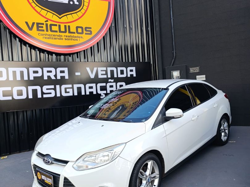 Ford Focus Sedan 2.0 16V/2.0 16V Flex 4p Aut.