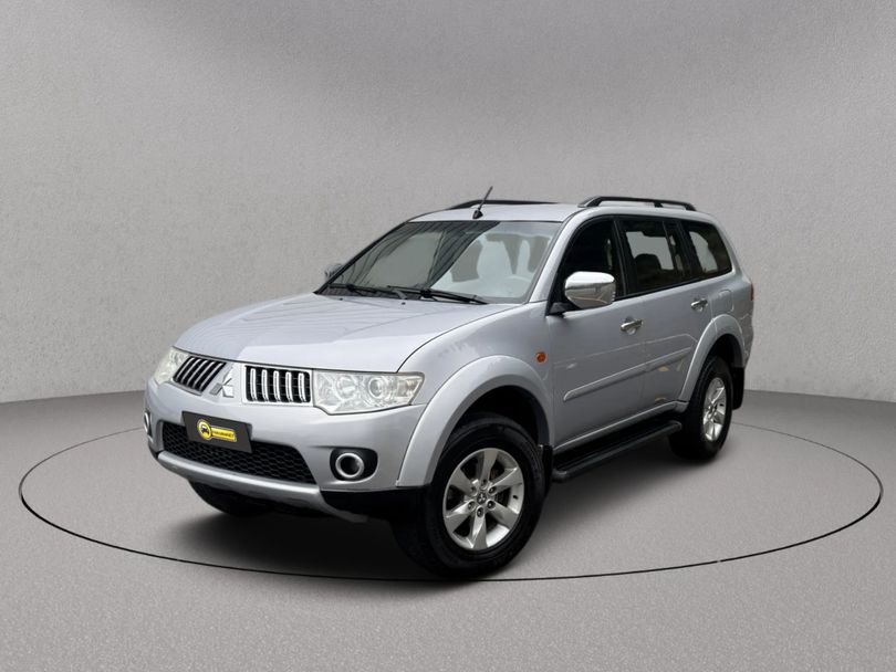 Mitsubishi Pajero DAKAR 3.2 4x4 T.I. Dies. 5p Aut.