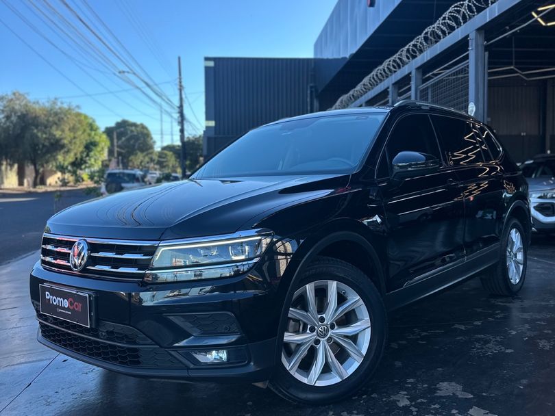 VolksWagen TIGUAN Allspac Comf 250 TSI 1.4 Flex