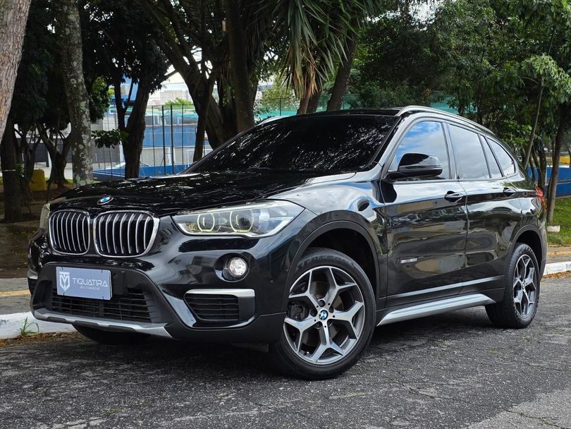 BMW X1 SDRIVE 20i X-Line 2.0 TB Active Flex