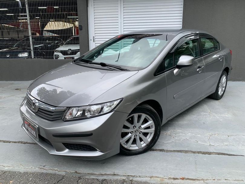 Honda Civic Sedan LXS 1.8/1.8 Flex 16V Aut. 4p
