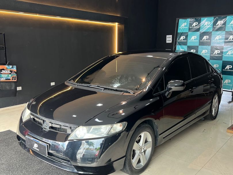 Honda Civic Sedan LXS 1.8/1.8 Flex 16V Aut. 4p