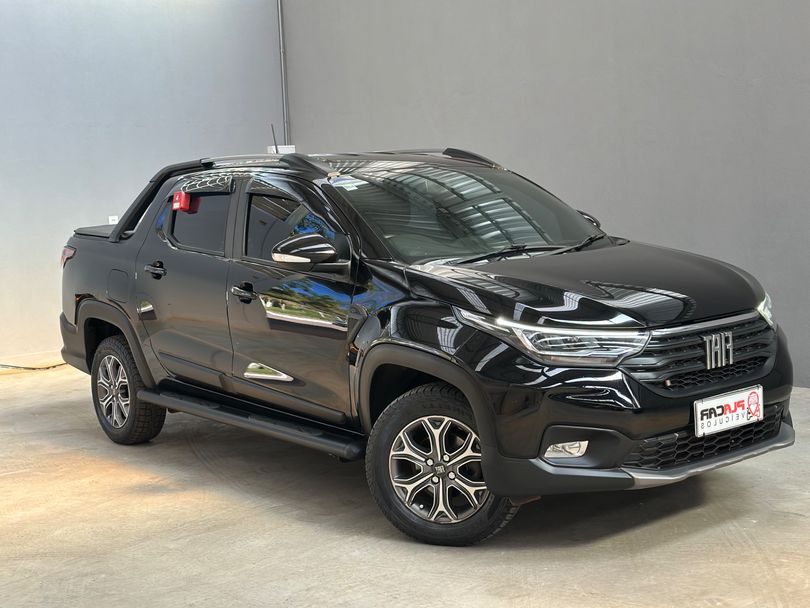 Fiat Strada Volcano 1.3 Flex 8V CD