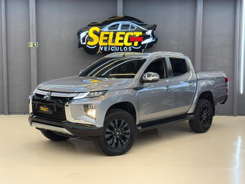 Mitsubishi L200 Triton Sport HPE-S 2.4 CD Dies. Aut