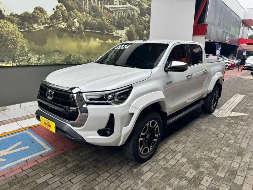 Toyota Hilux CD SRX Plus 4x4 2.8 TDI Die. Aut.