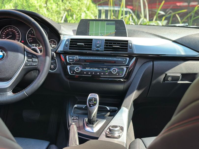 BMW 320iA Modern/Sport TB 2.0/A.Flex/GP 4p