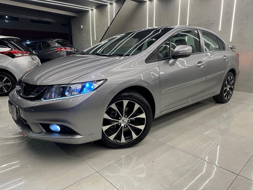Honda Civic Sedan LXR 2.0 Flexone 16V Aut. 4p
