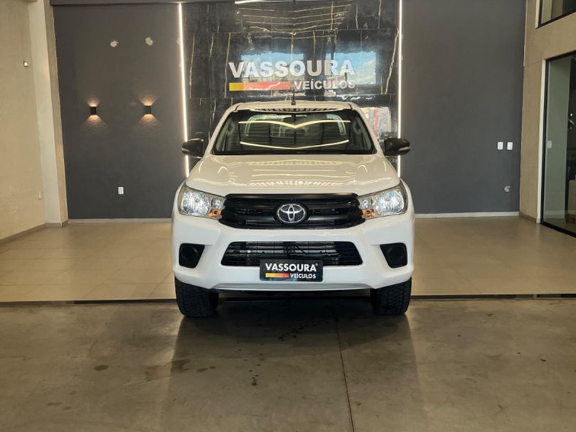 Toyota Hilux CD 4x4 2.8 Diesel Mec.