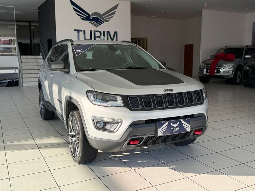Jeep COMPASS TRAILHAWK 2.0 4x4 Dies. 16V Aut.