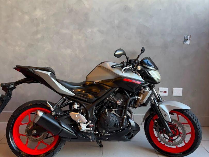 YAMAHA MT-03 321/ABS