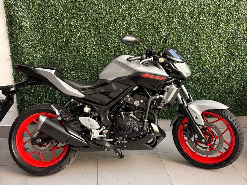 YAMAHA MT-03 321/ABS