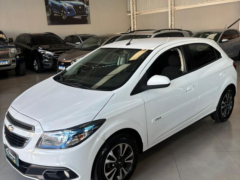 Chevrolet ONIX HATCH LTZ 1.4 8V FlexPower 5p Mec.