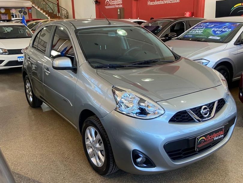 Nissan MARCH SV 1.6 16V FlexStart 5p Aut.