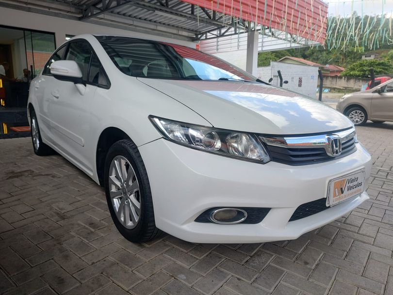 Honda Civic Sedan LXS 1.8/1.8 Flex 16V Aut. 4p