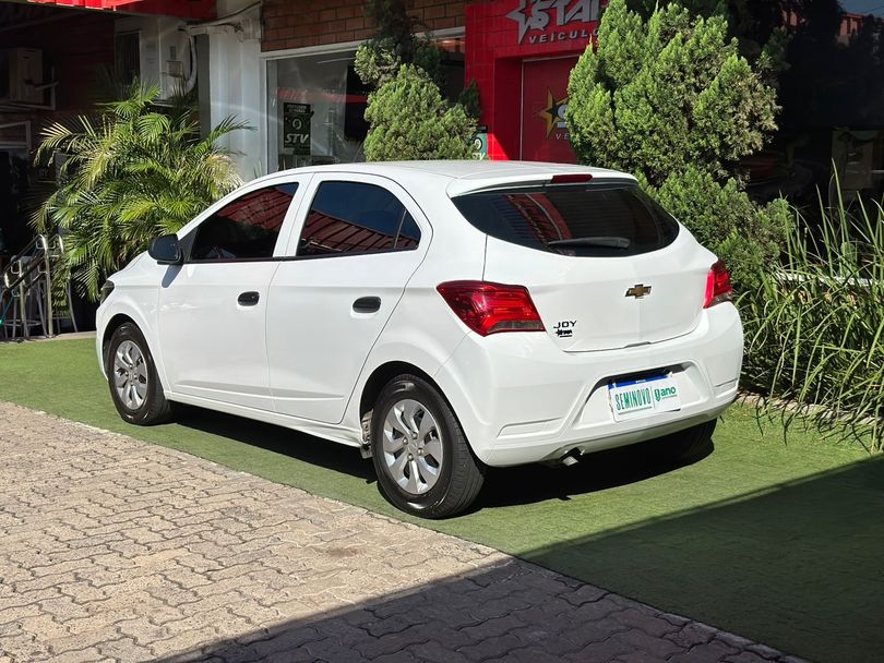 Chevrolet ONIX HATCH Joy 1.0 8V Flex 5p Mec.