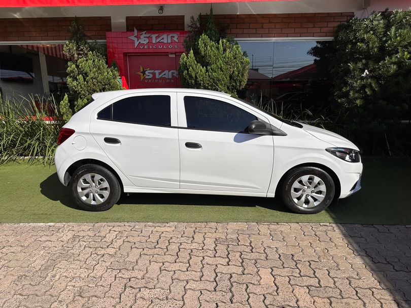 Chevrolet ONIX HATCH Joy 1.0 8V Flex 5p Mec.