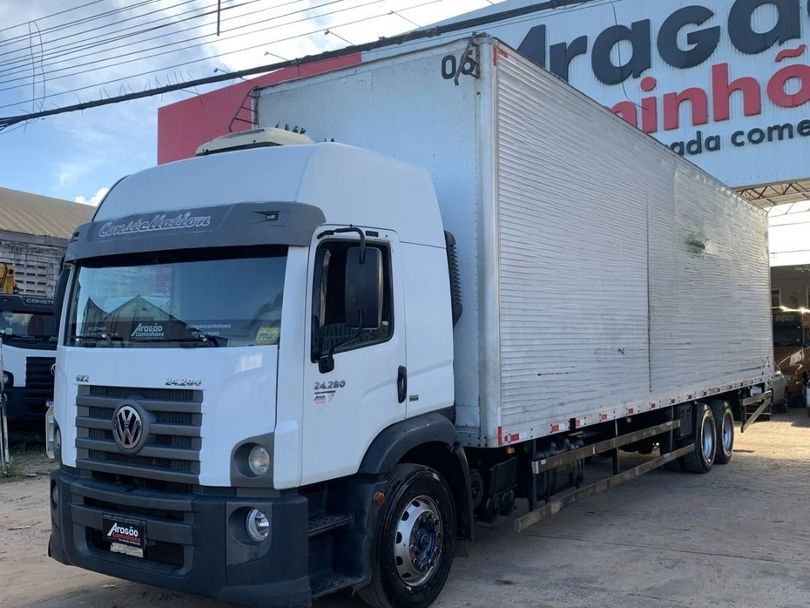 VOLKSWAGEN 24-280 E Constel. 6x2 2p (diesel)(E5)