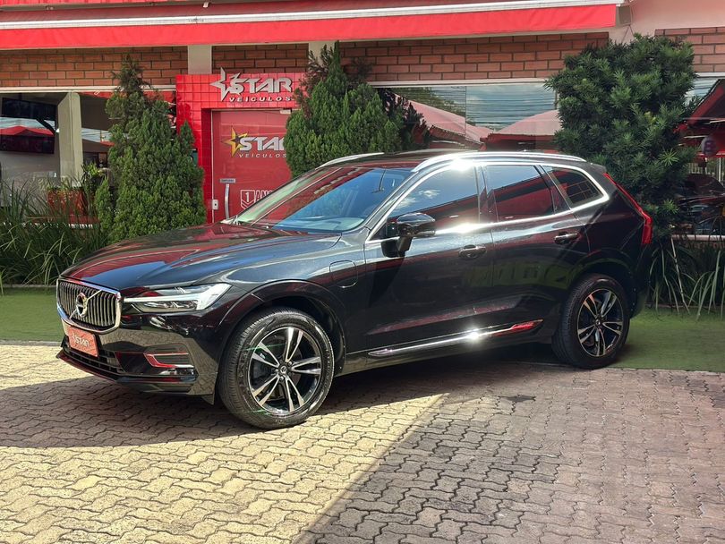 Volvo XC 60 T-8 MOMENTUM 2.0 (Híbrido)