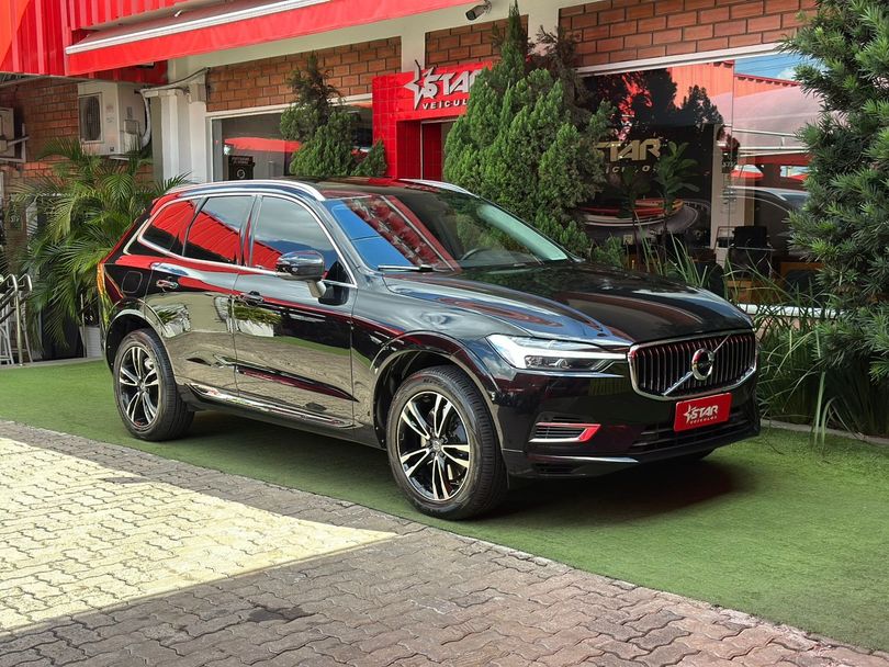 Volvo XC 60 T-8 MOMENTUM 2.0 (Híbrido)