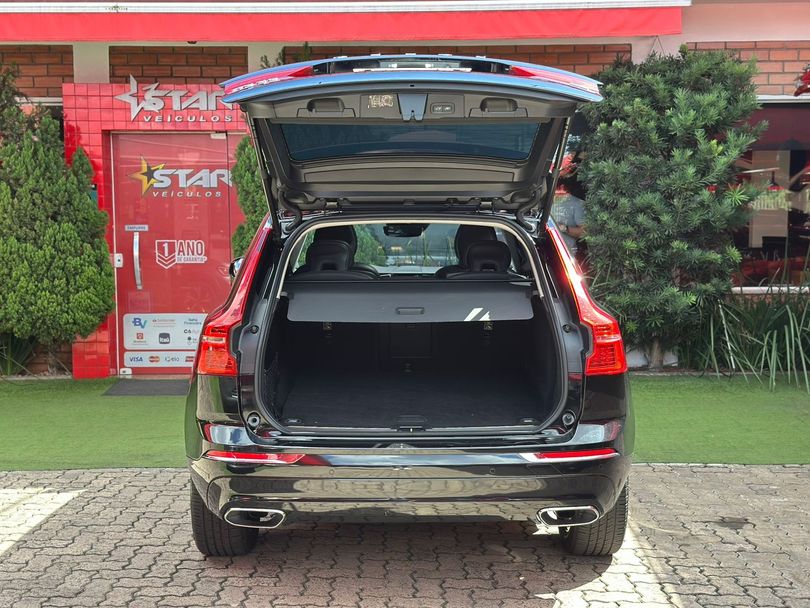 Volvo XC 60 T-8 MOMENTUM 2.0 (Híbrido)