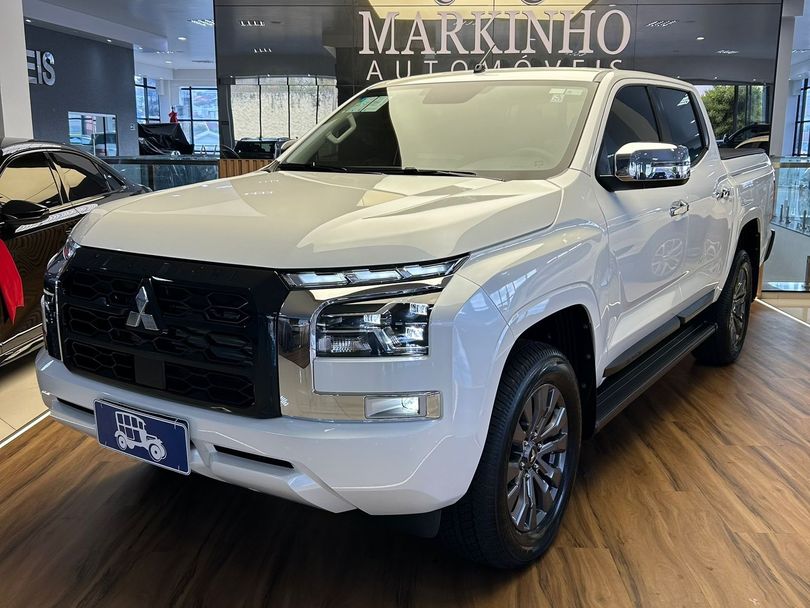 Mitsubishi Triton HPE 2.4 CD 4x4 TB Diesel Aut.