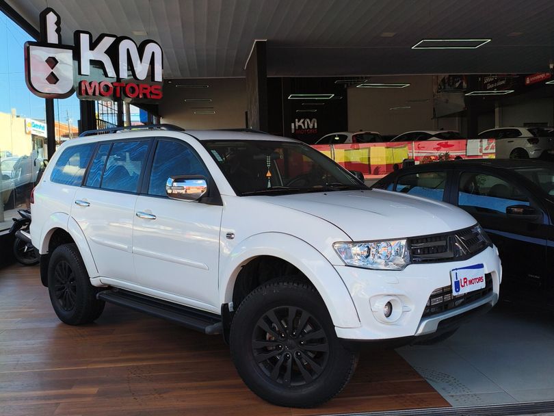 Mitsubishi Pajero DAKAR HPE 3.2 4x4 T.I Dies 5p Aut