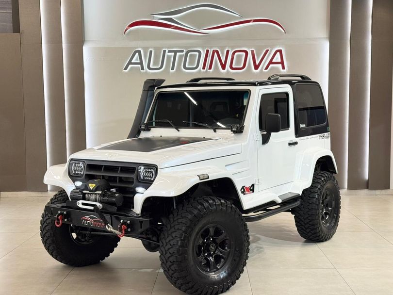 Troller T-4 4x4 2.8 TB Int. Cap. Rígida Diesel