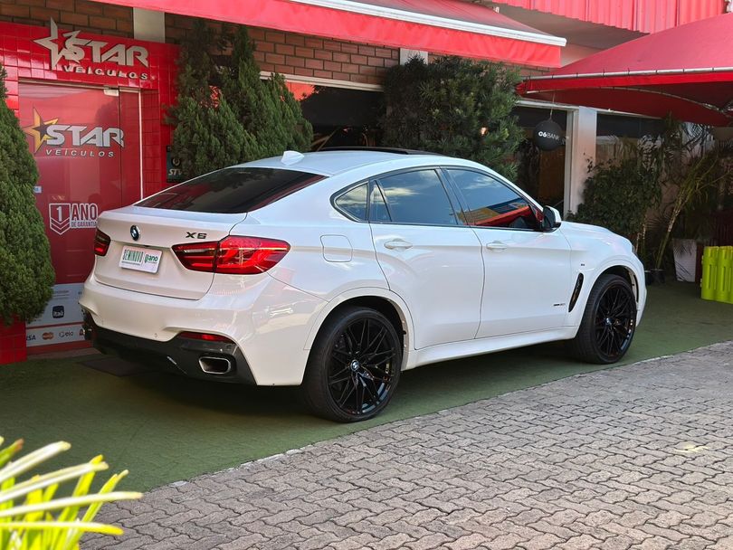 BMW X6 XDRIVE 50i 4.4 407cv Bi-Turbo