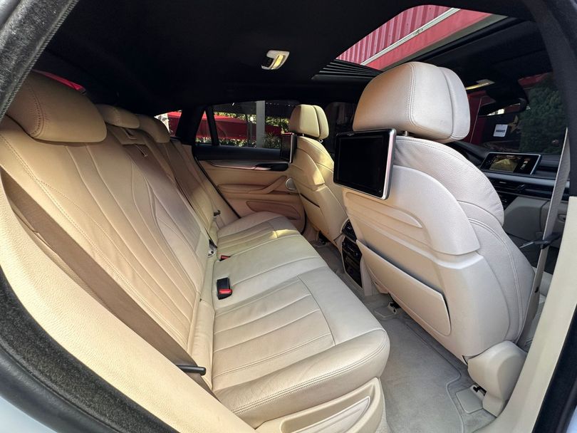 BMW X6 XDRIVE 50i 4.4 407cv Bi-Turbo