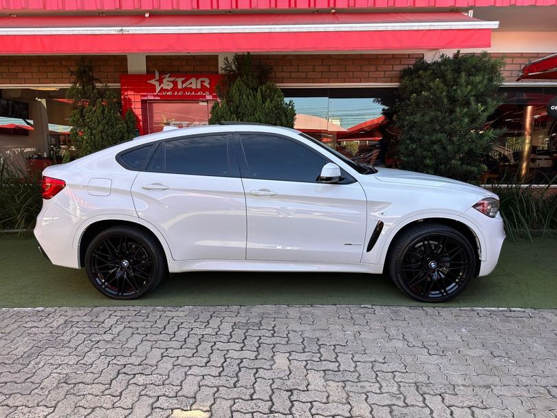 BMW X6 XDRIVE 50i 4.4 407cv Bi-Turbo