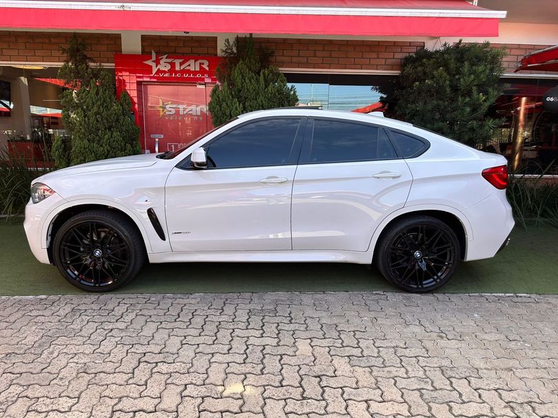 BMW X6 XDRIVE 50i 4.4 407cv Bi-Turbo