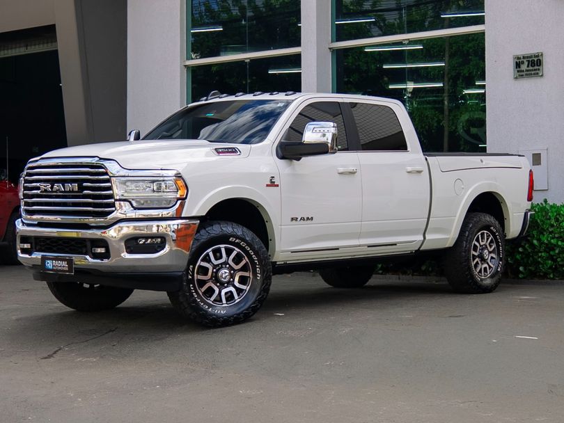 RAM 3500 LIMITED LONGHORN 6.7 TB CD Diesel