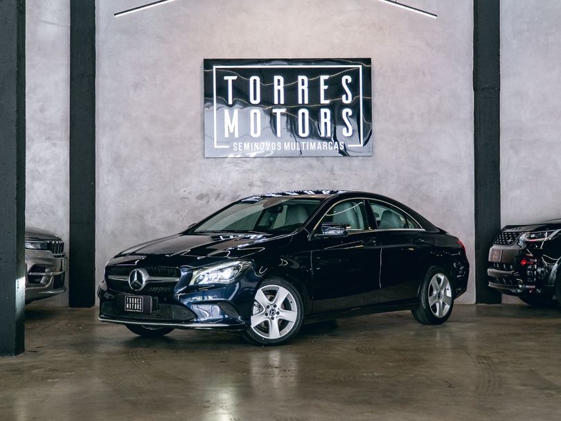 Mercedes CLA-180 1.6 16V 122cv Aut.