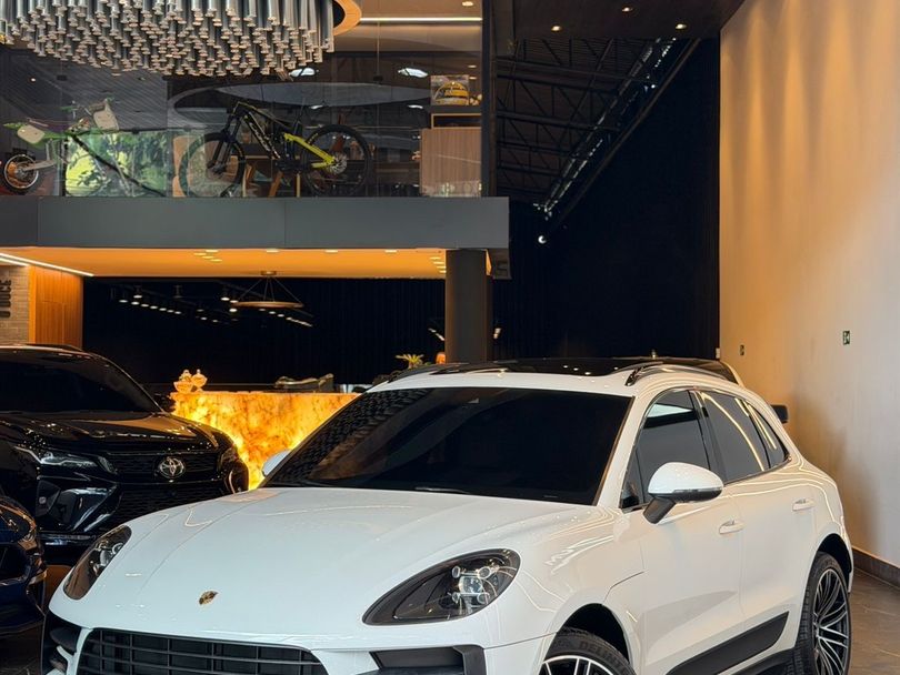 Porsche Macan 2.0 Turbo