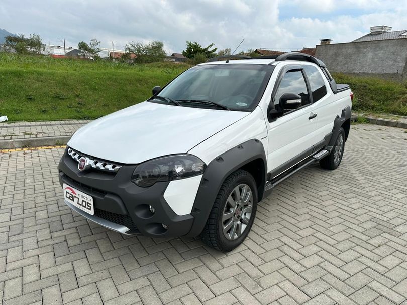 Fiat Strada Adv.1.8 16V Dualogic Flex CD